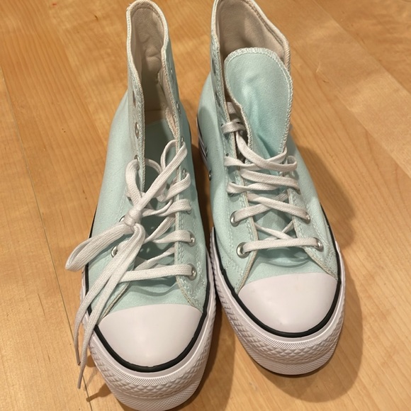 Converse Chuck Taylor All Star Lift NWOT Women’s 8.5 - Picture 9 of 9